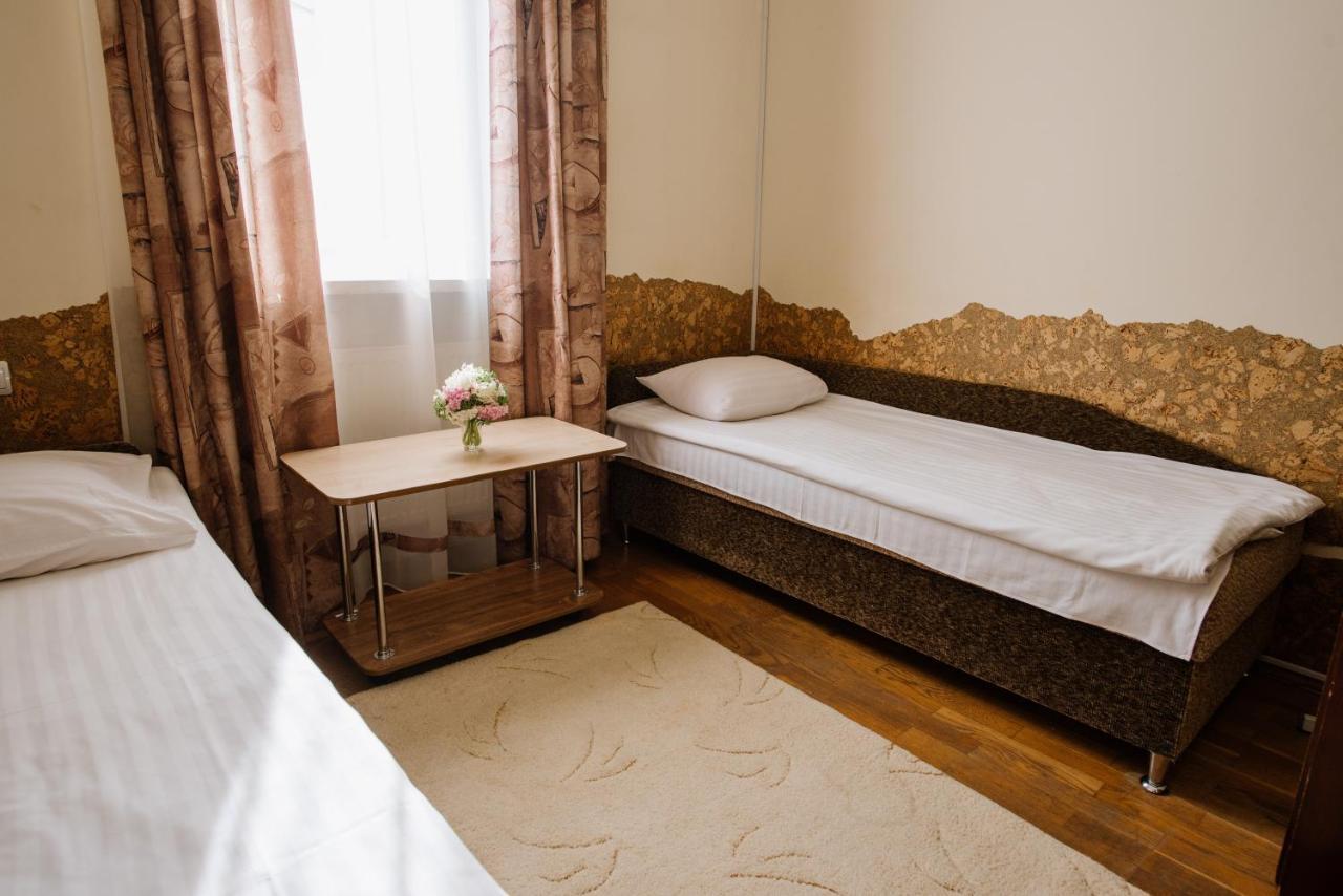 Villa Viktoriya Hotel Truskavets Luaran gambar