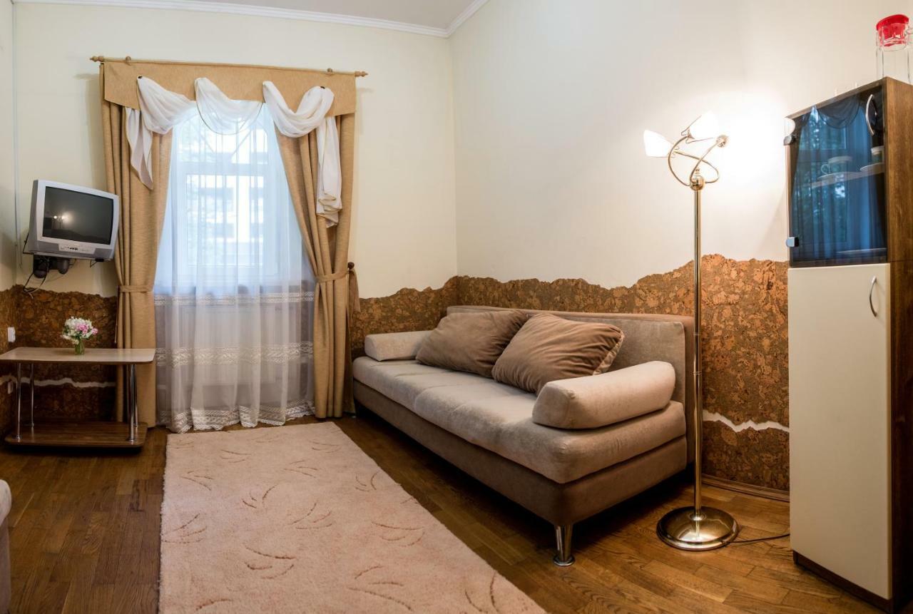 Villa Viktoriya Hotel Truskavets Luaran gambar